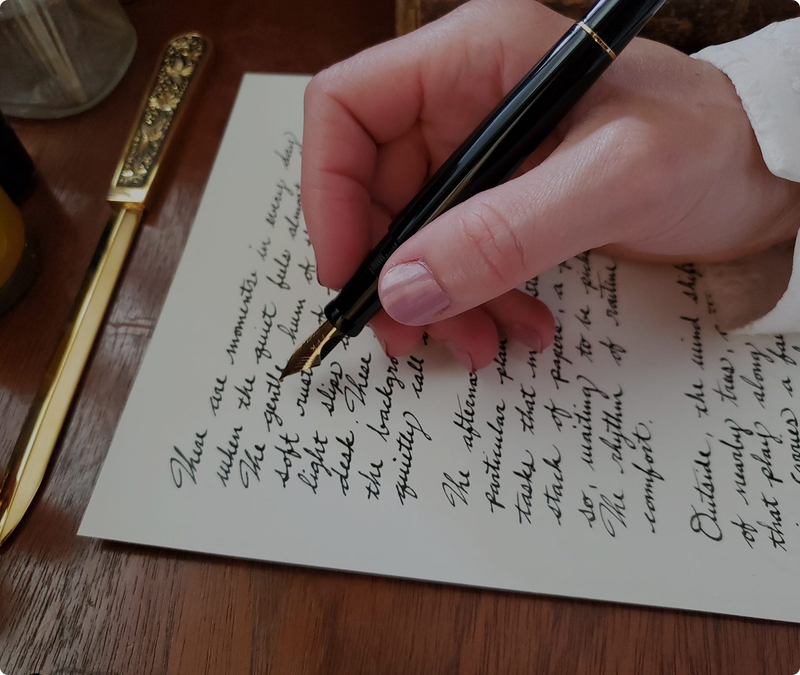 Handwritten penpal letter in cursive black ink